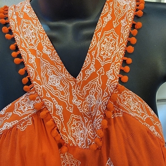 Loft medium orange top. Zipper back with shoulder straps with little pom poms. - Picture 6 of 15